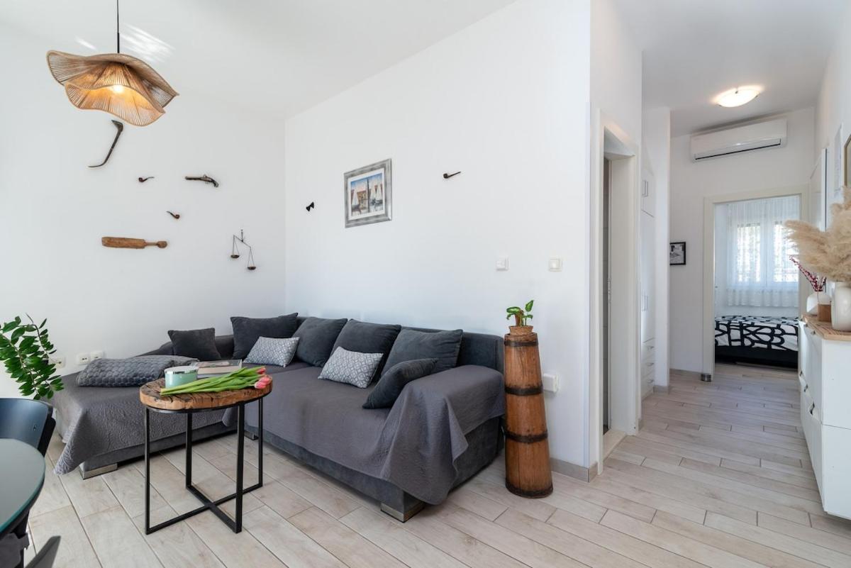 Apartman Spiro Trogir Ngoại thất bức ảnh