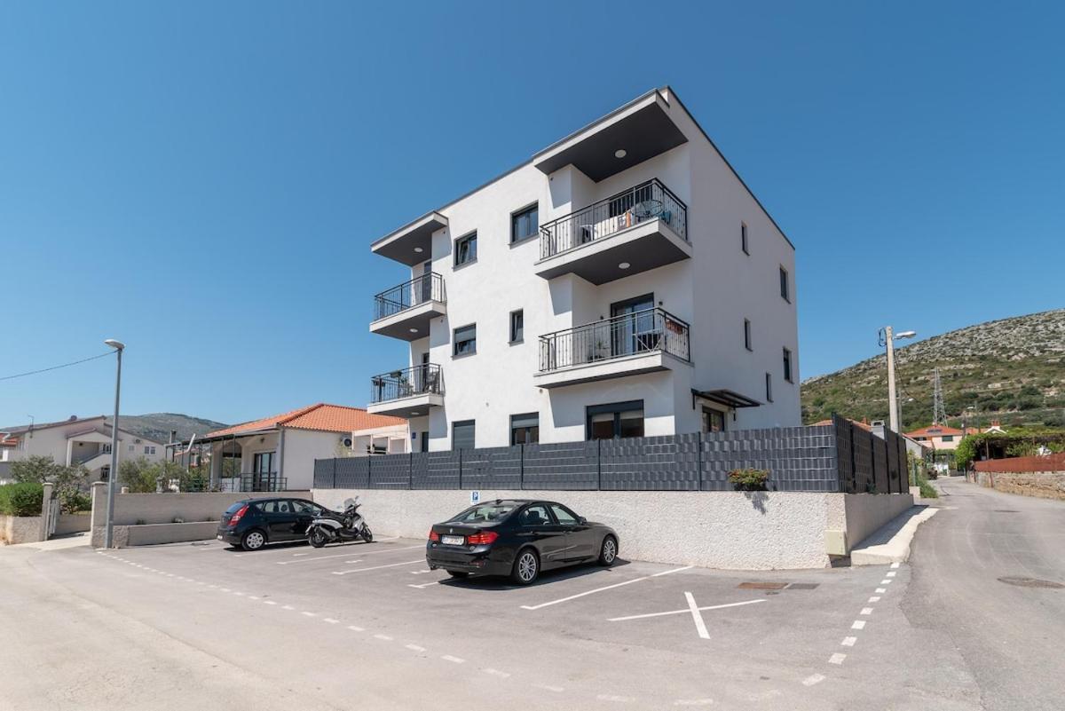 Apartman Spiro Trogir Ngoại thất bức ảnh